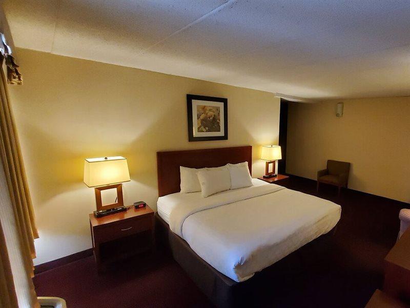 Clarion Hotel Somerset - New Brunswick Kültér fotó
